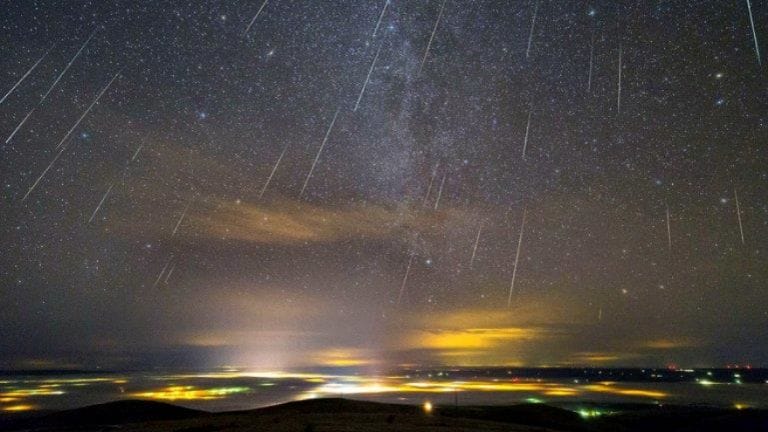 No te pierdas la primera lluvia de estrellas del 2018