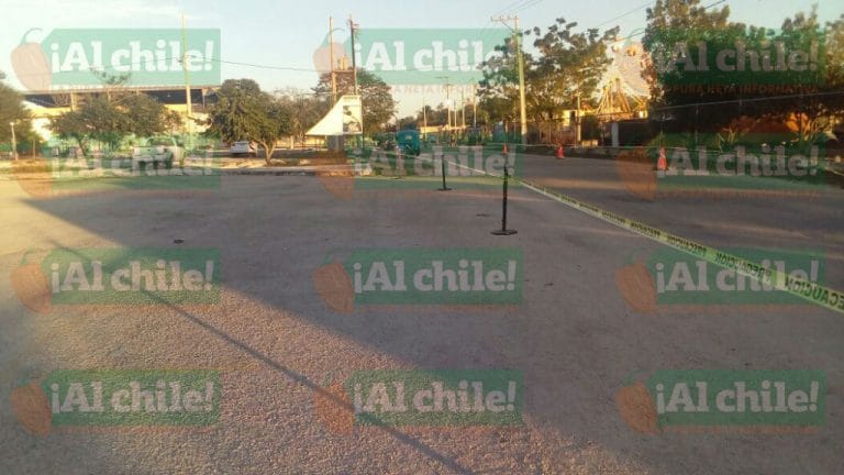 Vecinos de Hunucmá cobran por estacionamiento