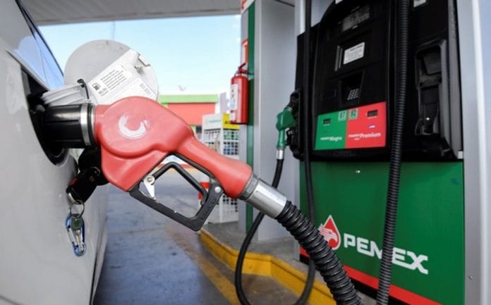México vendería gasolina a Venezuela por 