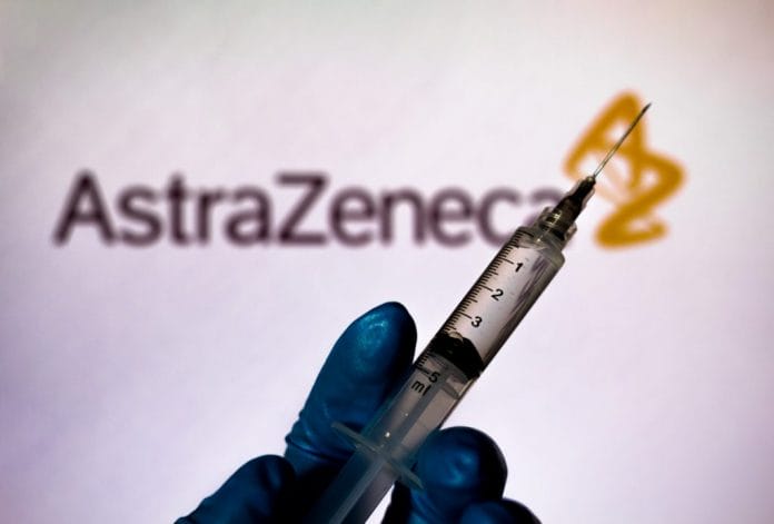 AstraZeneca distribuiría su vacuna hasta marzo de 2021