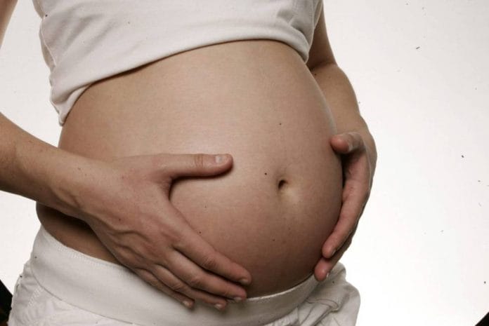 Llevan a embarazada a baby shower falso para matarla