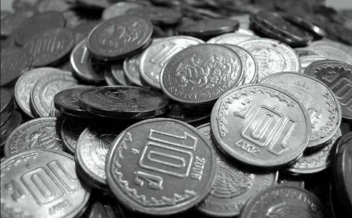 Monedas de 10 centavos se ofertan en 5 mil pesos en internet