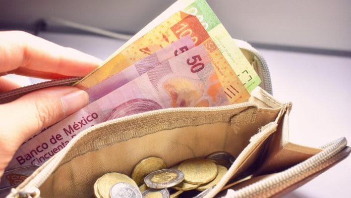 Economía: Aquí te decimos como puedes ahorrar 66 mil pesos en un año
