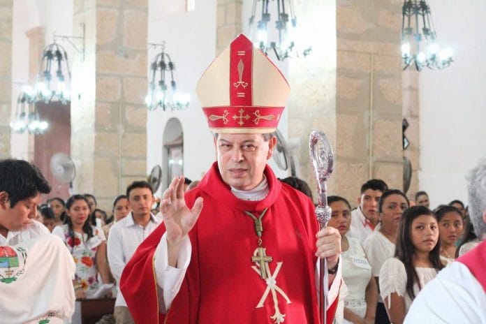 Arzobispo de Yucatán da positivo a Covid-19; se encuentra estable