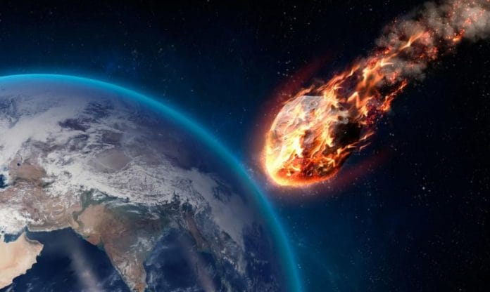 Peligroso asteroide, impactará contra la tierra este día (video)