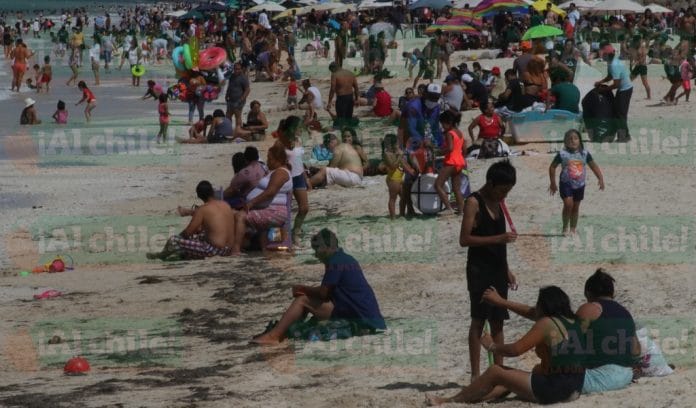 playas yucatecas abarrotadas