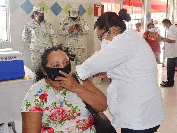 Aún sin fecha la vacunación para personas de 50-59 años en Mérida