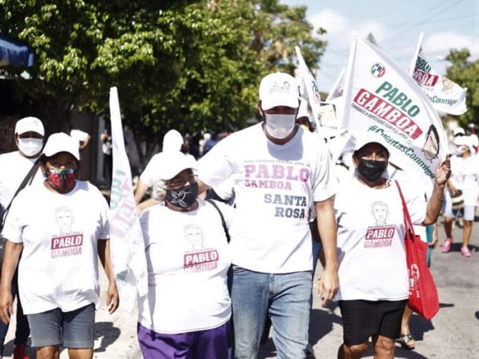 Pablo Gamboa celebró a las mamás del tercer distrito federal de Mérida