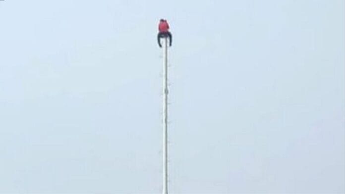 Se suicida lanzándose desde palo de 'voladores de Papantla' (VIDEO)
