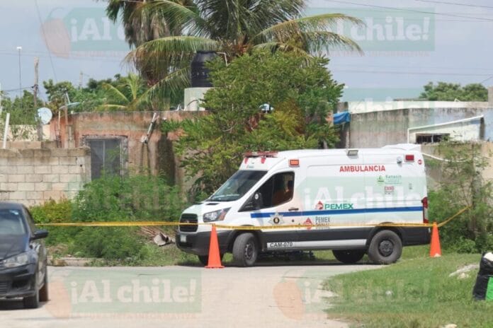 Hombre muere en la vía pública en calles de Kanasín