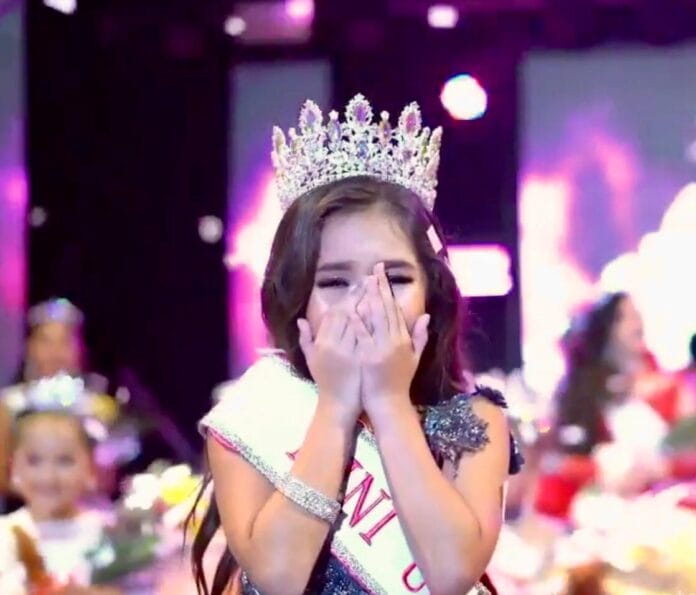 Chavita de Izamal, gana el certamen Mini Universo 2021 en Colombia