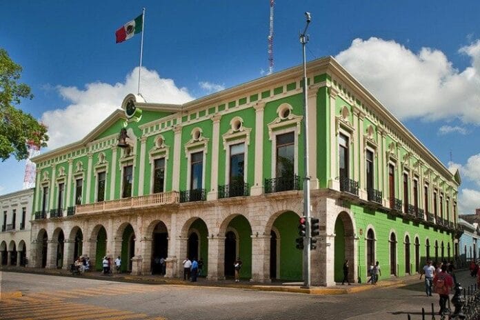 Aumentarán el sueldo a los trabajadores del Gobierno de Yucatán