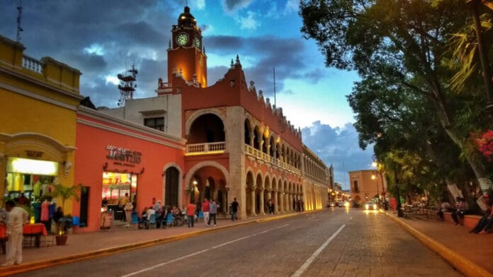 Mayoría panista en Mérida propicia aumento de impuestos