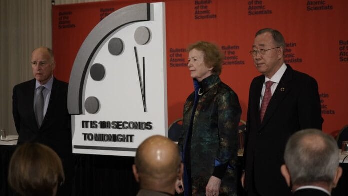 Faltan 100 segundos para el Apocalipsis, dice Reloj del Fin del Mundo