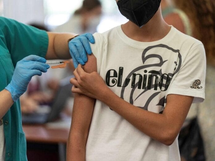 Abren registro de vacunación anti Covid para las personas de 12 años y más