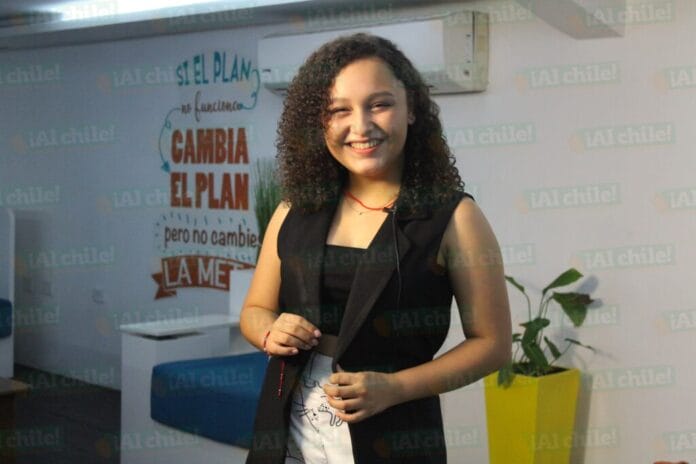 Aeda Fernanda la joven yucateca que busca triunfar en la música