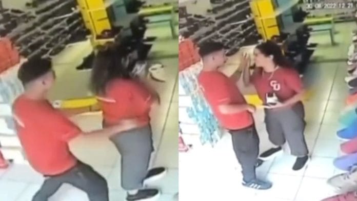 Captan a joven picando las costillas de su compañera de trabajo (VIDEO)