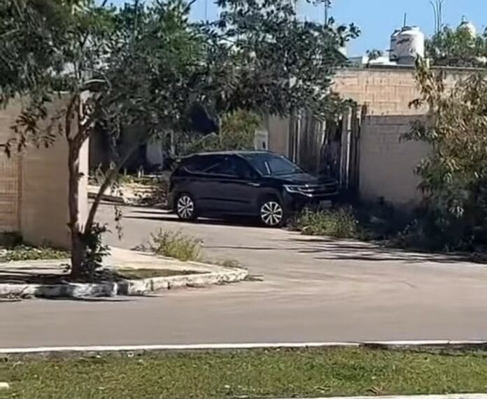 Influencer yucateco deja su camioneta estacionada con las llaves puestas cerca de un motel y se lo roban