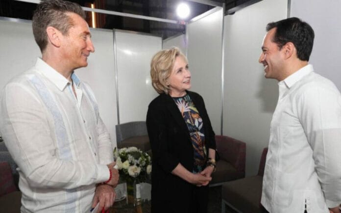 Convención Bancaria 2023 en Mérida reúne a Mauricio Vila y Hillary Clinton