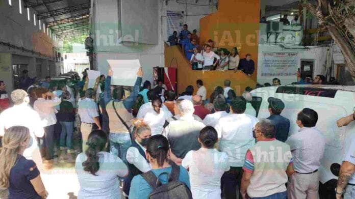 Trabajadores de la SSY realizaron una protesta por no recibir pago de 'gastos de camino'
