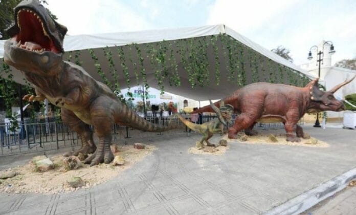 Ya abrió sus puertas este viernes la ''Expo Dinosaurios''