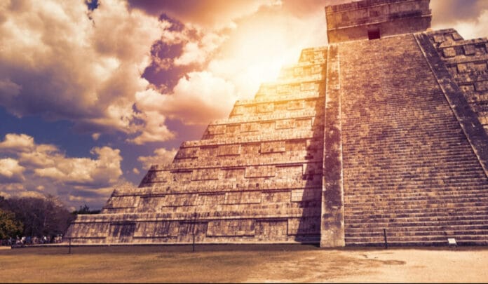 Chichén Itzá; datos que no sabías sobre una de las maravillas del mundo