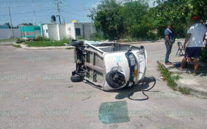 Aparatoso choque de motos en Mérida deja a madre y su nené lesionadas