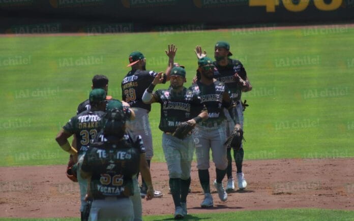 Los Leones de Yucatán completan su victoria en el tercer juego del playoff