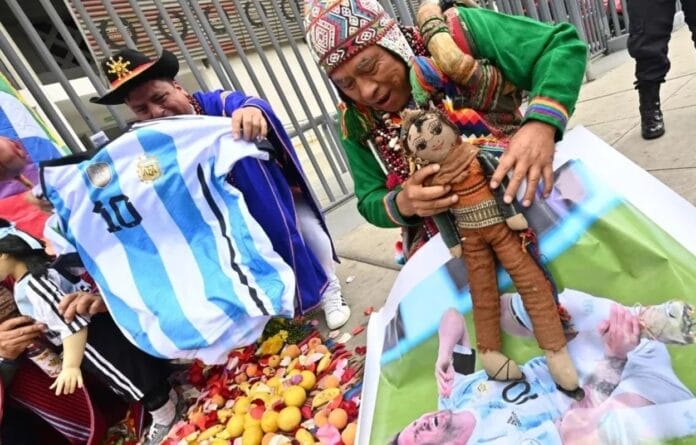 ¿Brujería contra Messi? Chamanes peruanos realizan ritual para no perder contra Argentina
