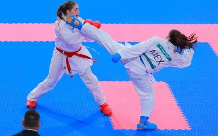 Lupita Quintal gana el oro en el karate