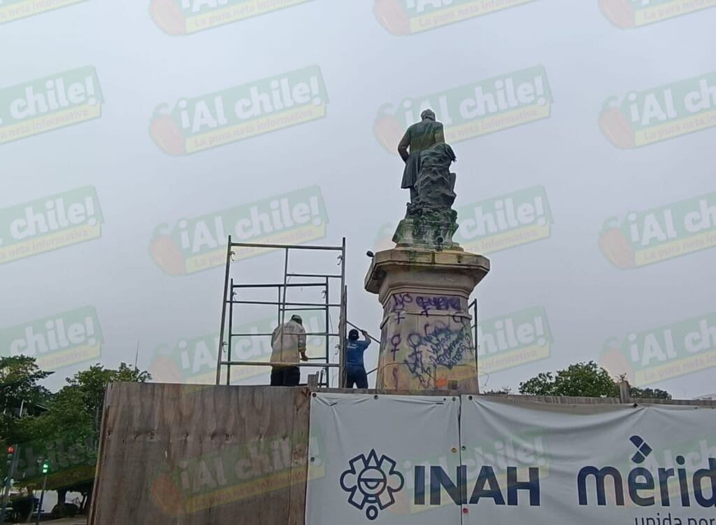 Inician los trabajos de limpieza en monumentos vandalizados en Paseo de Montejo