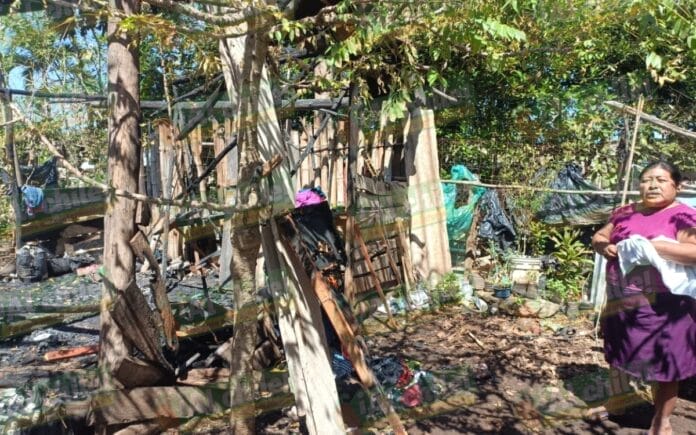 Familia pierde su casa y varias de sus pertenencias en tremendo incendio en Tizimín