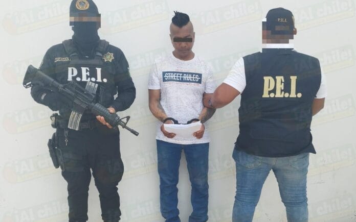 Detienen a “Princesa” en Mérida; lo buscaban por haberle cortado la chola a un hombre en CDMX