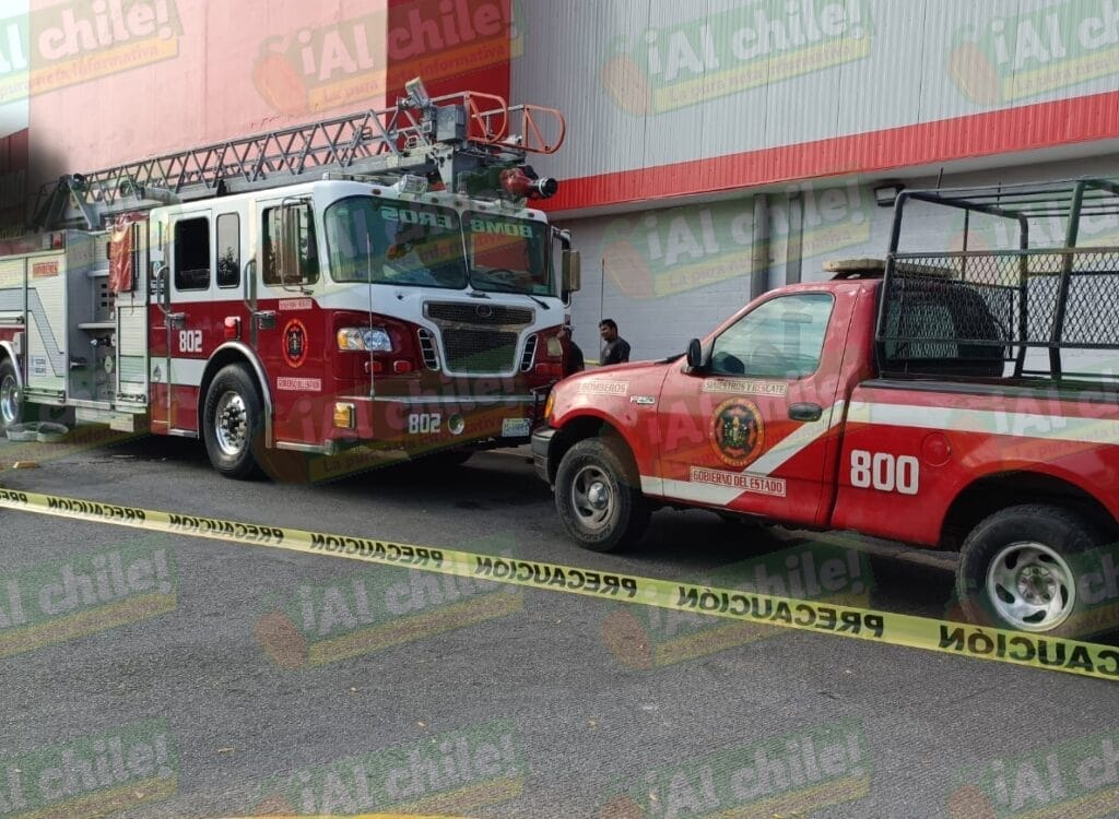 Se incendia supermercado en Xoclán