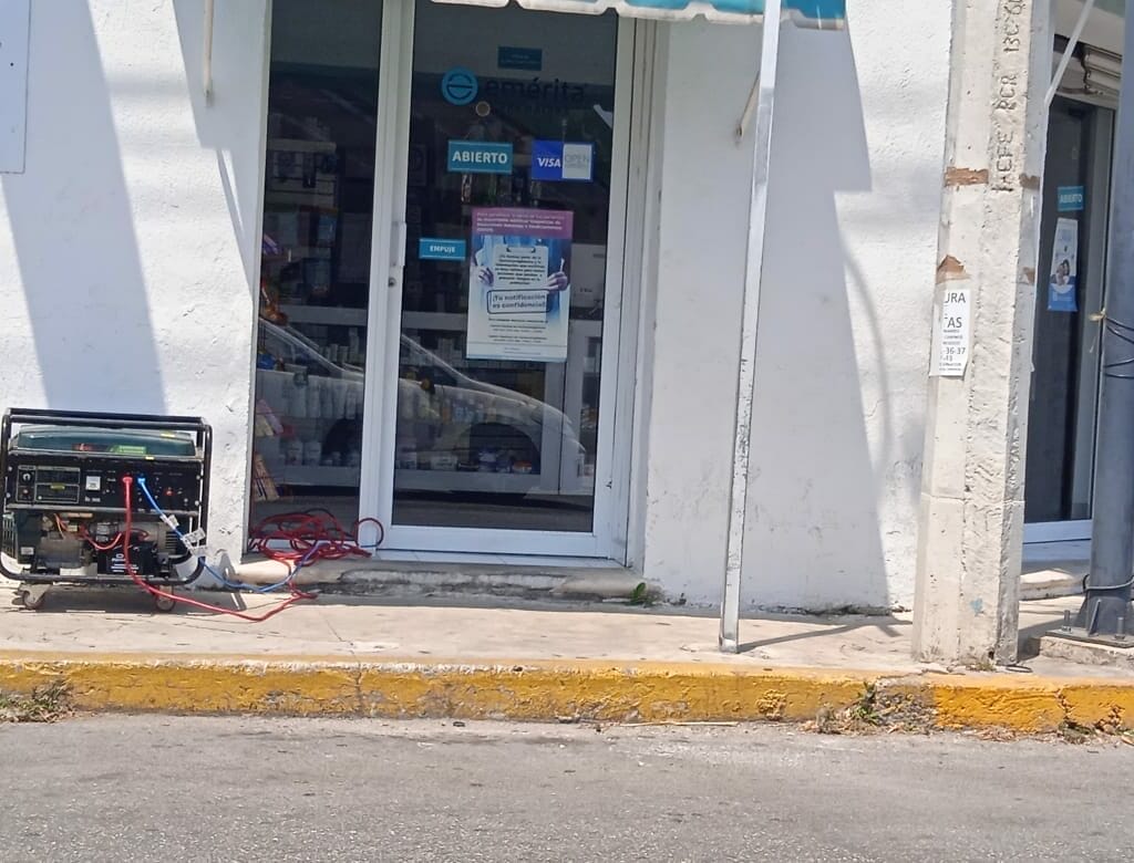 Según la información, desde el día de ayer lunes 1 de abril, se empezaron a reportaron las fallas eléctricas en Mérida