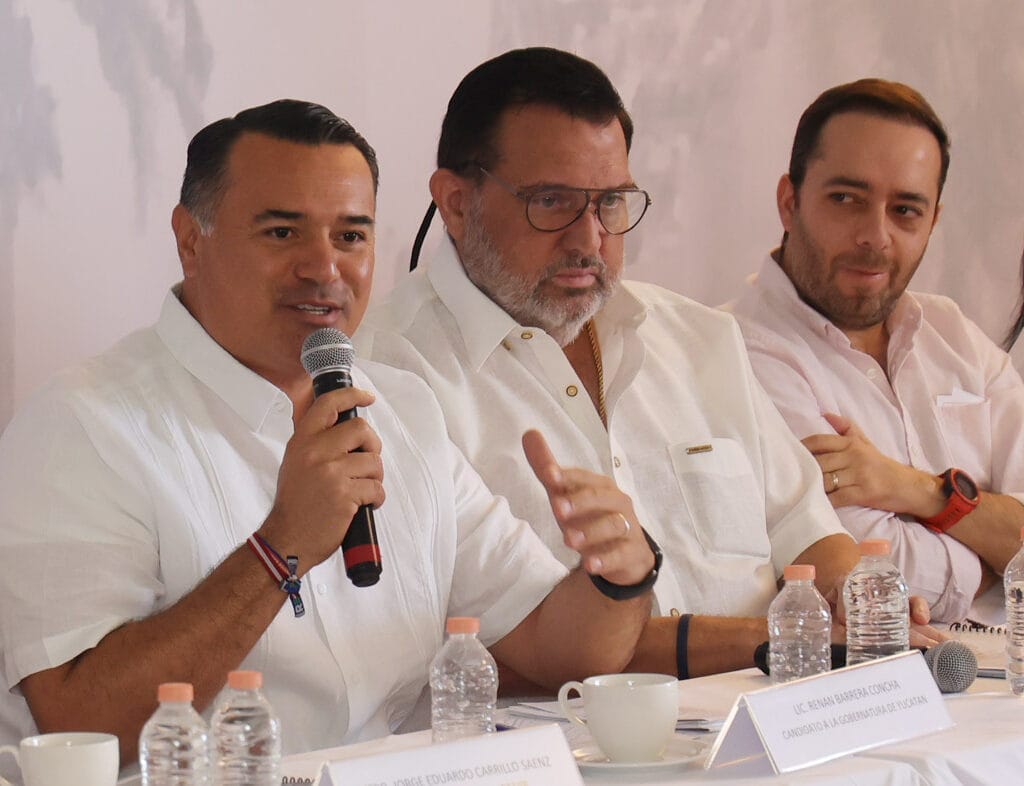 Renán Barrera ofrece diálogo permanente y directo con el sector turístico de Yucatán