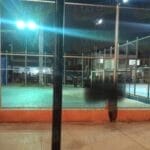 Chavito muere tras recibir fatal descarga eléctrica mientras jugaba fut en un parque de Mérida