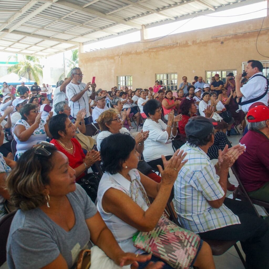 Mototaxistas del oriente de Mérida respaldan a Huacho
