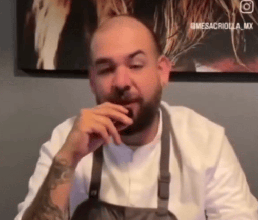 Chef genera polémica al comparar esquites callejeros con versión gourmet