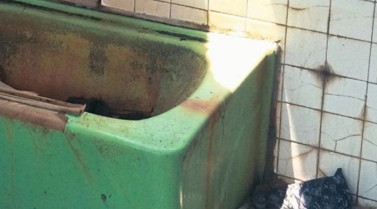 ¿Como quitar el sarro? El enemigo silencioso que deja tu baño hecho un asco