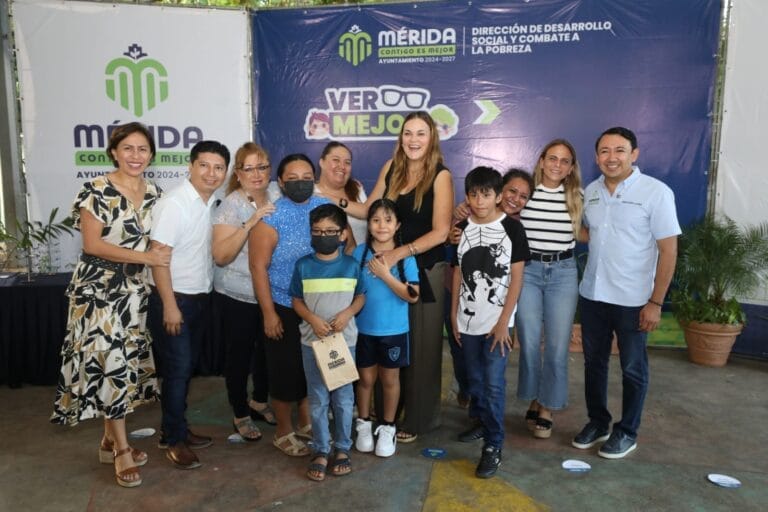 Cecilia Patrón impulsa economía familiar en Mérida con entrega de lentes gratuitos a más de 8 mil beneficiarios