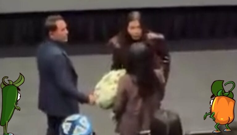 Uay… lo cachan con la amante en pleno cine y se arma el escándalo