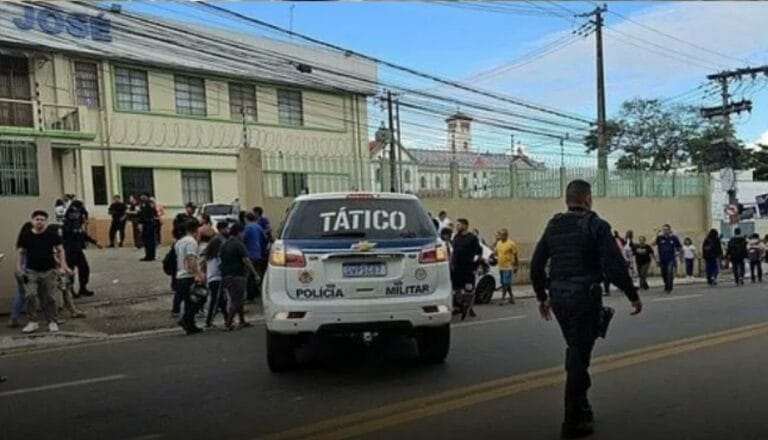 Chavito de 13 años desata tiroteo en escuela y deja muertos