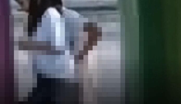 Uay: cachan a chavitos en pleno acto en parque de Mérida