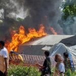 Multitud prende fuego a hospital en pleno brote de ébola tras pelea por cuerpo de joven fallecido