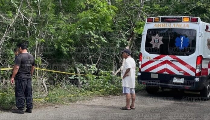 Joven salió en su moto y nunca regresó: murió tras darse contra un árbol en la Tixmehuac-Nenelá