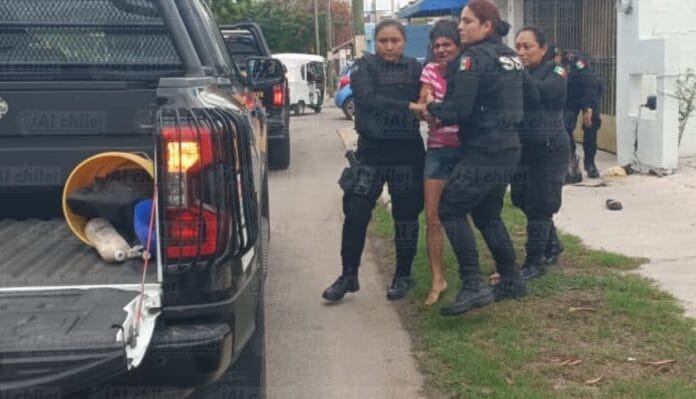“Agarra tu pistola y mátame”: mujer gritó desesperada mientras era arrestada por la SSP