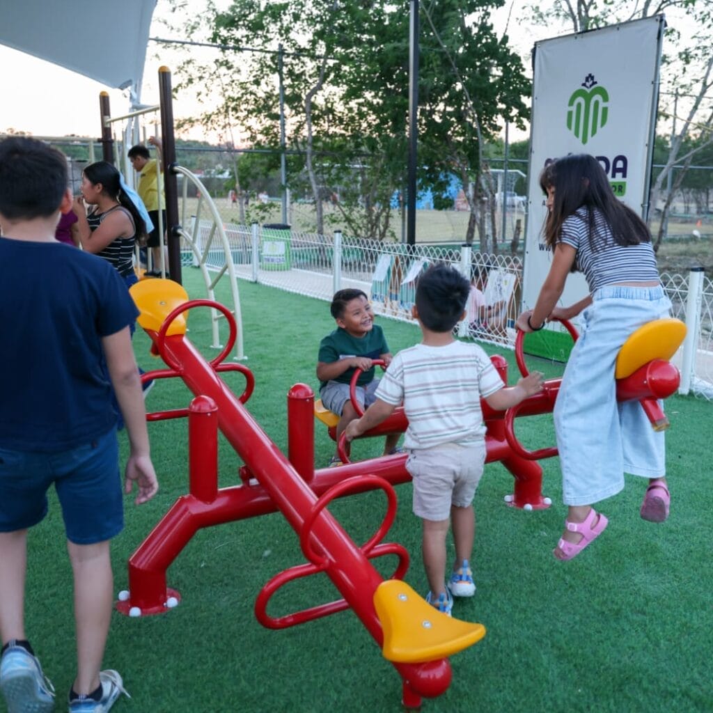Parque “Árbol de Ramón” en Chichí Suárez: obra hecha por la gente en Mérida
