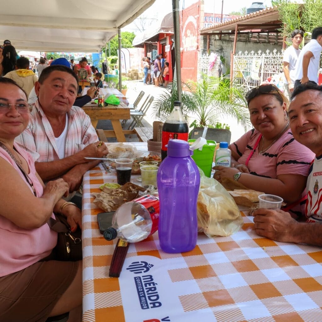 Entre castacán y trova: Xcalachén volvió a oler a gloria con el Festival de la Chicharra