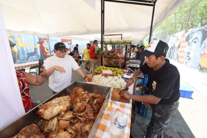 Entre castacán y trova: Xcalachén volvió a oler a gloria con el Festival de la Chicharra
